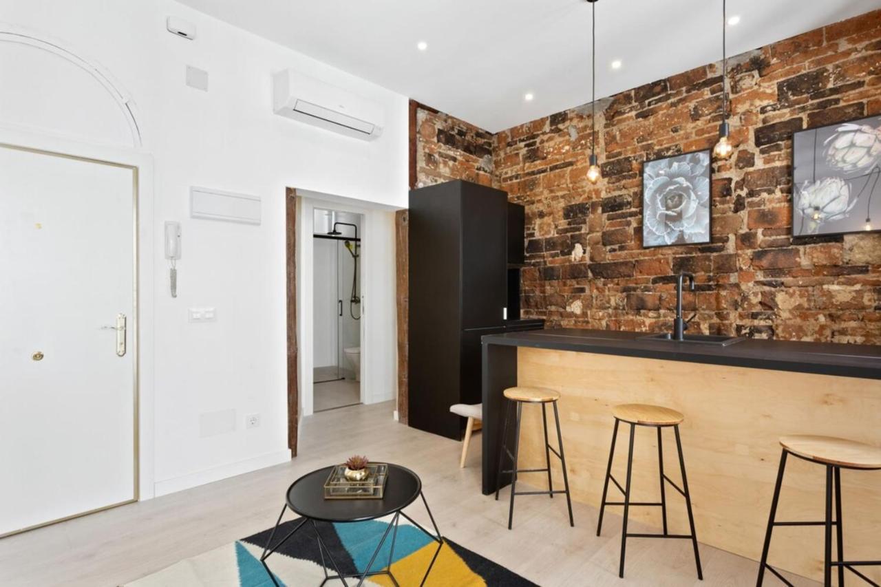 Modern 1 Bedroom Apartment Near Lavapies Madrid Kültér fotó